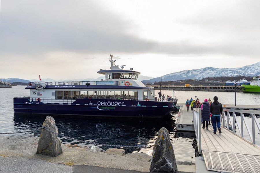 From Ålesund: Winter Fjord Cruise to Geirangerfjord - Key points I think you should care about
