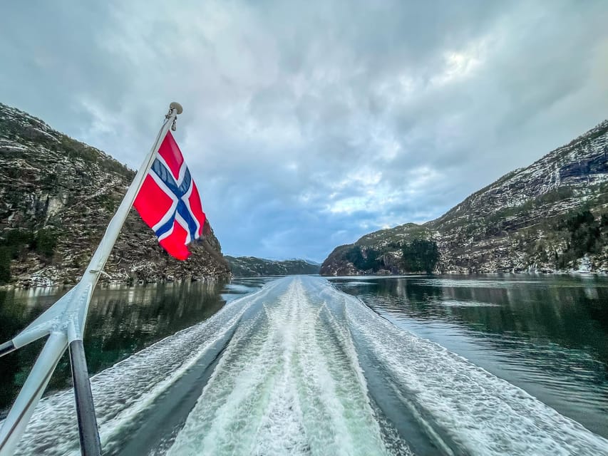 From Bergen: The Original Fjord Cruise to Mostraumen - From Torget to the Water, Bergen’s Fjords Start Immediately
