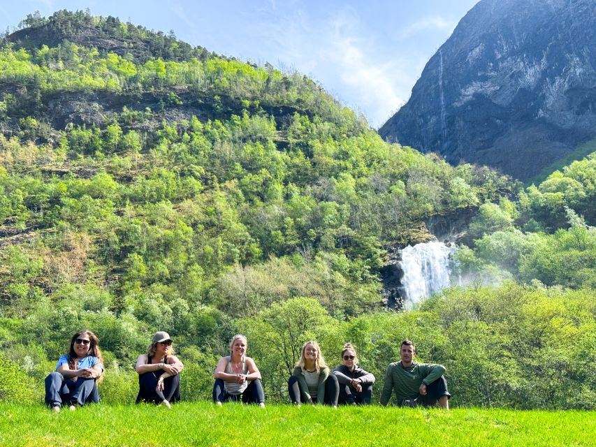 From Flåm: Nærøyfjord 3 Day Kayaking and Camping Tour - Flåm start: a calm morning routine before the fjord