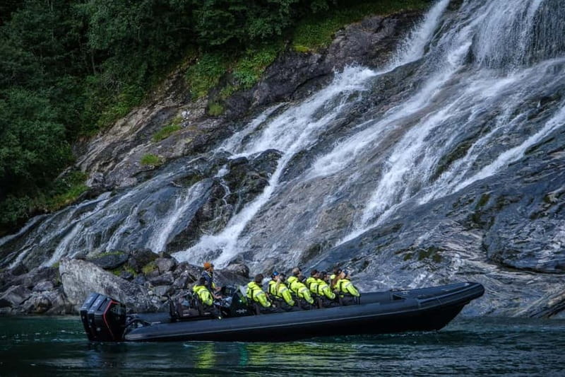 From Hellesylt: Experience Fjordsafari Geirangerfjord on RIB - Getting to the dock: Hellesylt Camping meeting point, right by the action