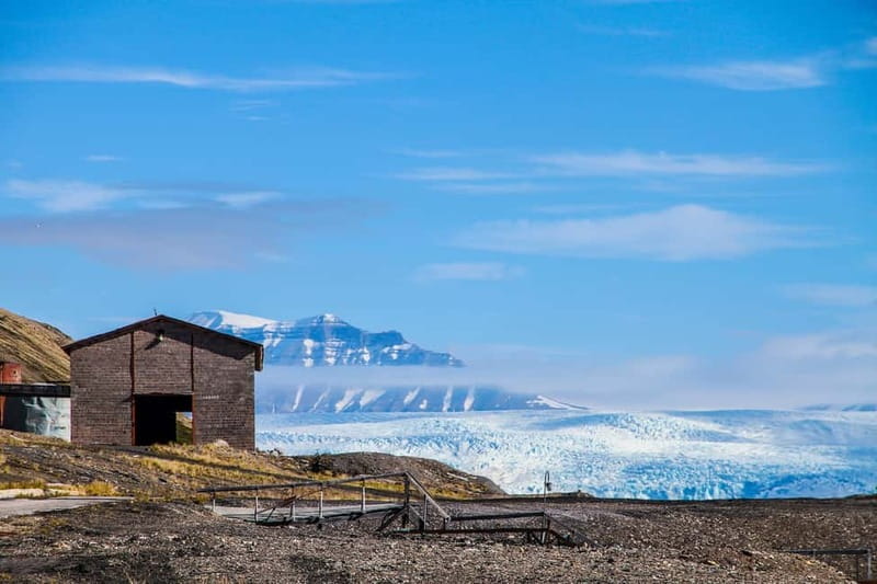 From Longyearbyen: Pyramiden Private Photo Tour w/ Transfer - Key takeaways before you go