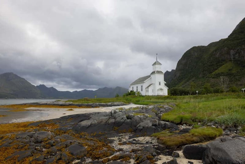 From Svolvaer: 2-Day Lofoten Highlights Photo Tour - Why 2 days in Lofoten starts in Svolvær (and stays there)