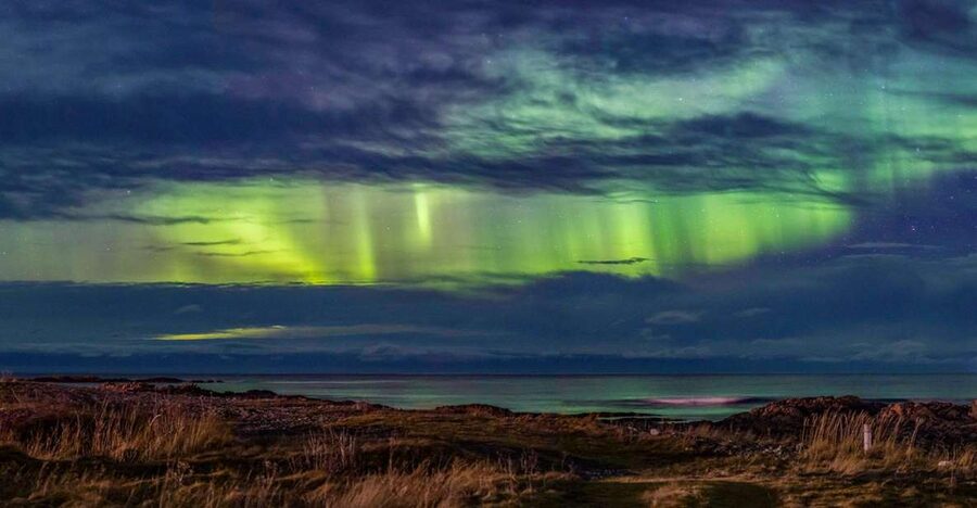 From Svolvær: Guided Northern Lights Tour by Van - The driving strategy, and why places like Vågan show up