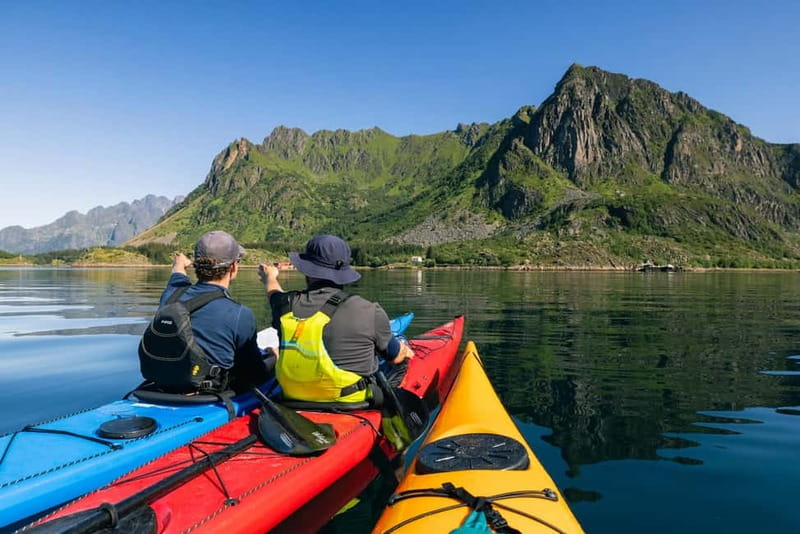 From Svolvær: Lofoten Guided Kayak Experience - Where you meet, and why timing matters in Sjømannsgata 5
