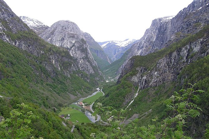 Full Day Guided Roundtrip From Bergen To Sognefjord With Flam Railway - Transfers, timing, and physical comfort: how to prepare