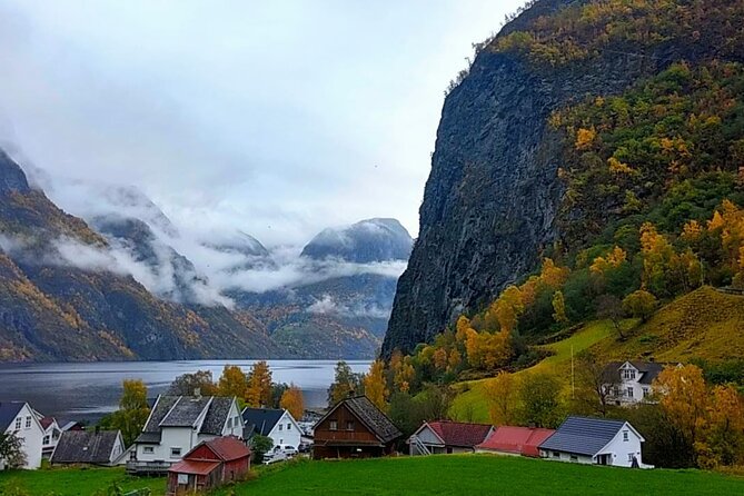 Full Day Private Tour to Flam with Pick Up - Flåmsbana and the rail relay to Voss