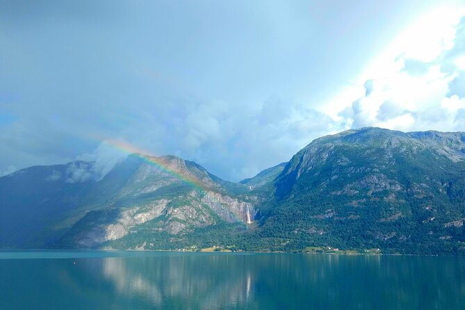 Full Day Private Tour to Flam with Pick Up - Tvindefossen and Stalheim: fast waterfall and valley viewpoints