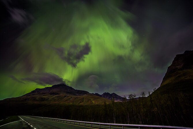 Full Night Magic of the Northern Lights in Tromso - From 7:00 pm at Magic Ice Bar to Midnight Moves
