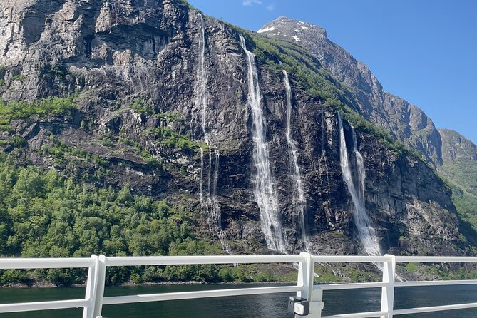 Geiranger Fjord Tour (Geiranger-Hellesylt one way) - Where the pier matters: Geiranger hurtigbåtkai to Hellesylt ferjekai