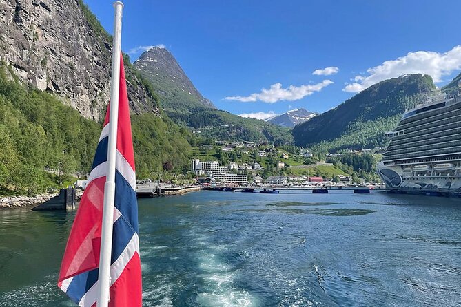 Geiranger Fjord Tour with Waterfall Tasting - Finding the meeting point: Geiranger hurtigbåtkai