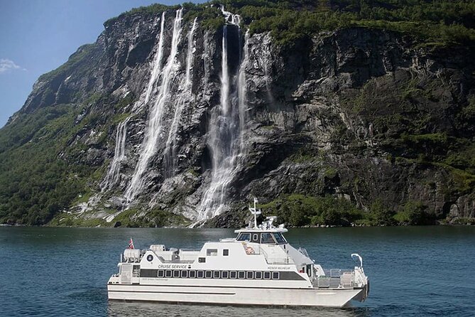 Geiranger Fjord Tour with Waterfall Tasting - Stop 1: Sailing Geiranger Fjord to the Seven Sisters