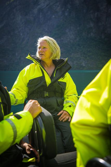 Geiranger: Guided Geirangerfjord Boat Tour - Geirangerfjord waterfalls, up close, for real