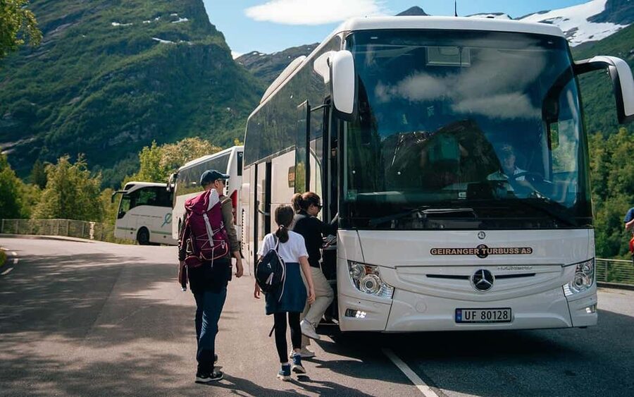 Geiranger: Panorama Bus Tours 1,5/2hr (Highlights viewpoint) - Value and Price: Why This Costs $65 and What You’re Really Buying