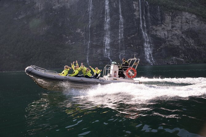 Geiranger: RIB Fjordsafari Geirangefjord - The ride itself: fast, exciting, and built for close viewing