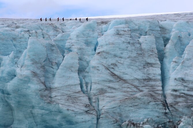 Glacier Half Day Tour on Stygge - Meeting at LABBEN and getting to the water