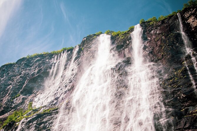 Guided Boat Tour in Geiranger - The Boat Setup: Small Group, Tight Seats, and Spray-Ready Gear