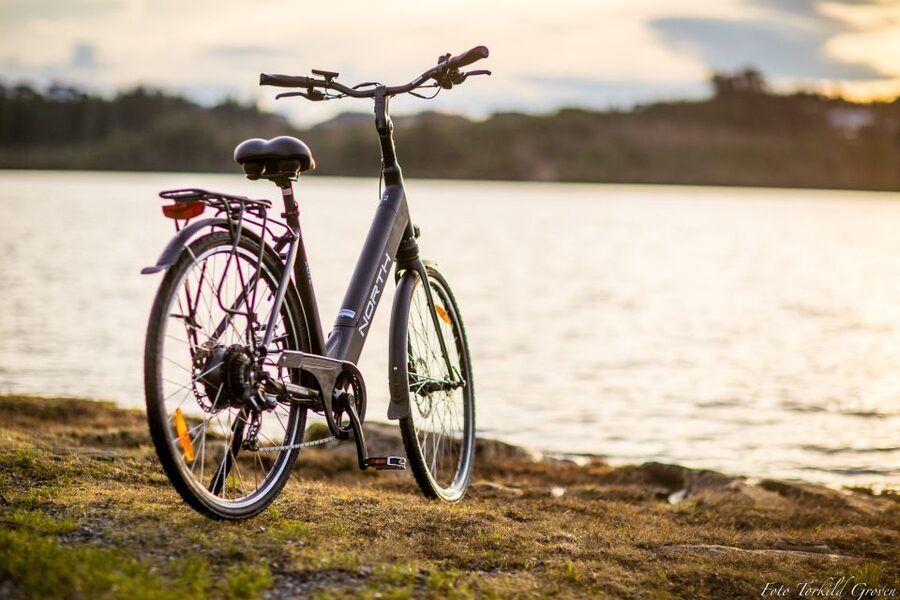 Guided E-Bike Tour in Haugesund: city, vikings, Rising Tides - Why an e-bike makes Haugesund easy to love
