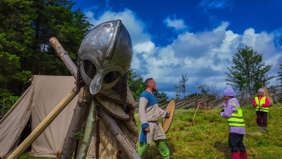 Haugesund Viking Cruise - The Viking Farm and Viking Planet - Viking Farm at Avaldsnes, on Bukkøy: what the Viking Village really offers