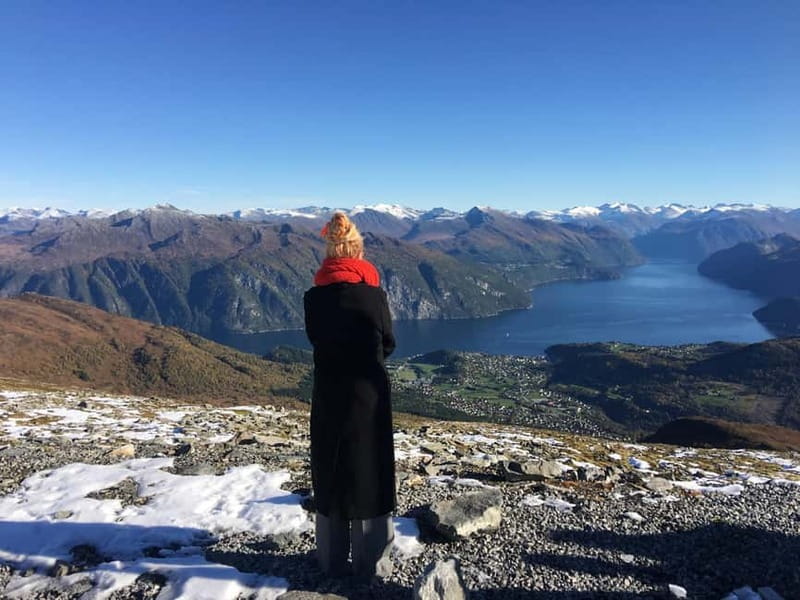 Hellesylt: Fjord to Sky Scenic Escape to Stranda Gondola - Fjord Panorama Restaurant: A Window-Seat Break You’ll Actually Use