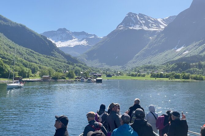 Hjørundfjord Fjord Tour Roundtrip from Ålesund - Øye Stop for 30 Minutes: Village Time and Hotel Union Øye
