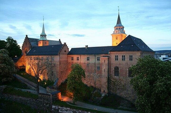 Interactive Mystery Hunt by Akershus in Oslo - Who should book this mystery hunt