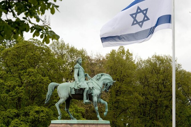 Jewish Heritage Tour in Oslo - Jernbanetorget to Stortorvet, the tour’s fast start and first anchors