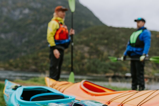 Kayak Tour with Waterfall Views in Geiranger - Pacing and Physical Effort: It Helps to Have Upper-Body Strength