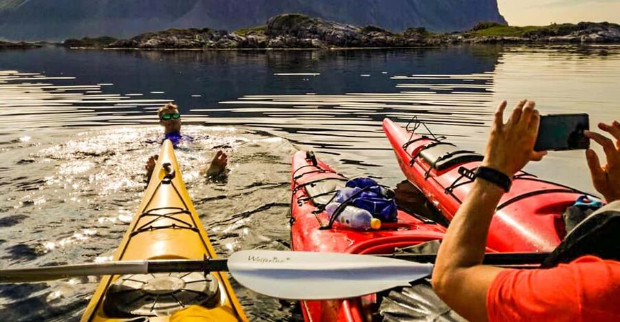 Lofoten: Full Day Combo tour, (kayaking and rappelling) - Lunch at a Secret Landing: Where the Bonfire Meal Makes the Day