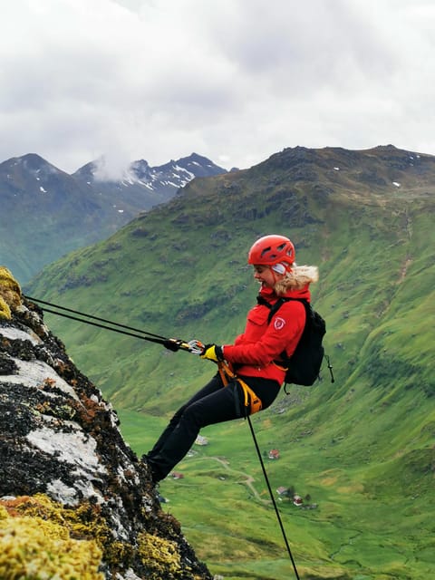 Lofoten: Full Day Combo tour, (kayaking and rappelling) - Rappelling Down the Cliffs: Safety First, Adrenaline Second