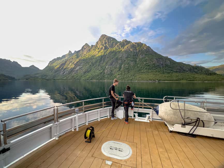 Lofoten: Sea Eagle Sunset Cruise - Sunset timing, evening light, and photo tips that fit a real boat schedule