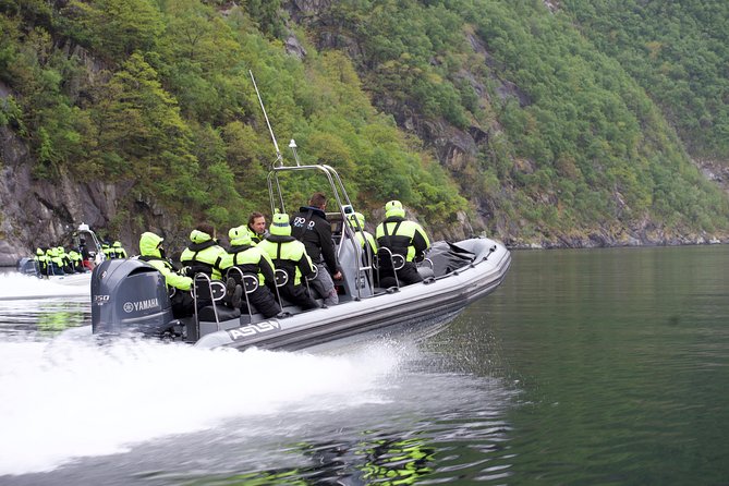Lysefjord RIB Safari from Stavanger - Fantahåla in Five Minutes: Vagabond Cave Lore