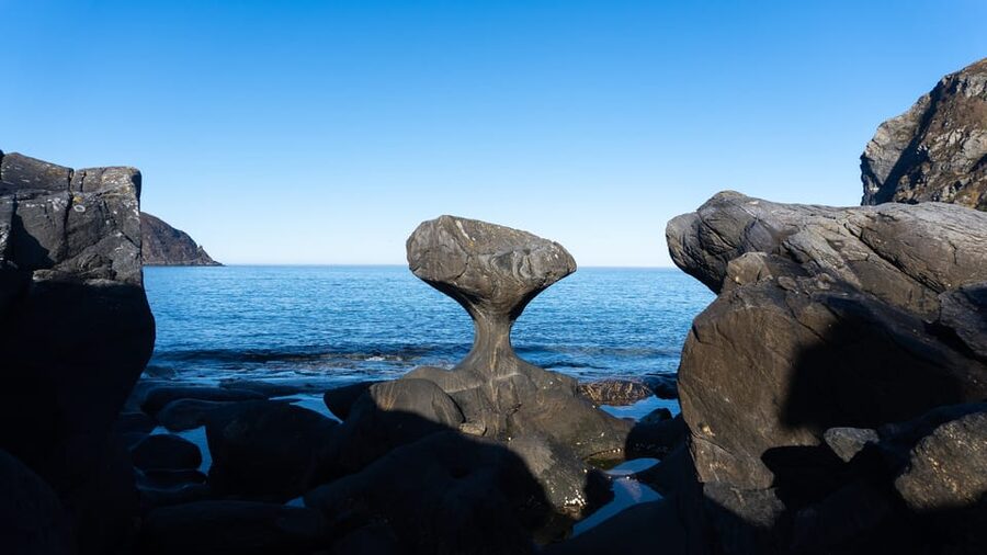 Måløy: Electric Minibus Tour to Kannesteinen - The Coastal Drive and Why the Timing Feels Just Right