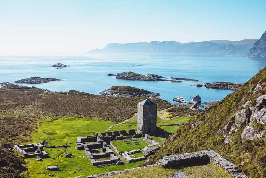 Måløy: Scenic boat tour with guided stop on Selja Monastery - Getting oriented: where you start in Måløy
