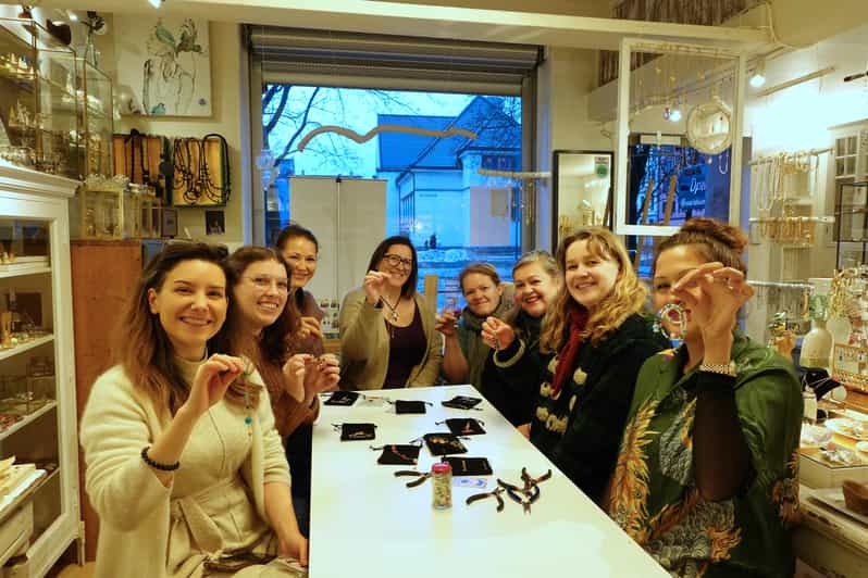 Maral Kunst : Jewelry Bar Experience (Jewelry Making) - Cozy drinks, snacks, and time well used