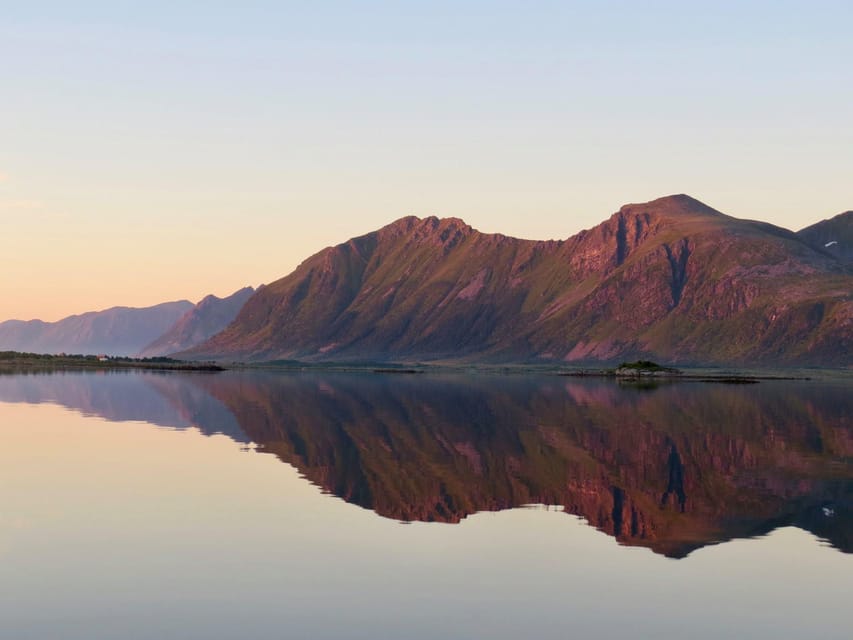 Midnight sun safari - Dress Like You’re Meeting Wind, Not Just Cold