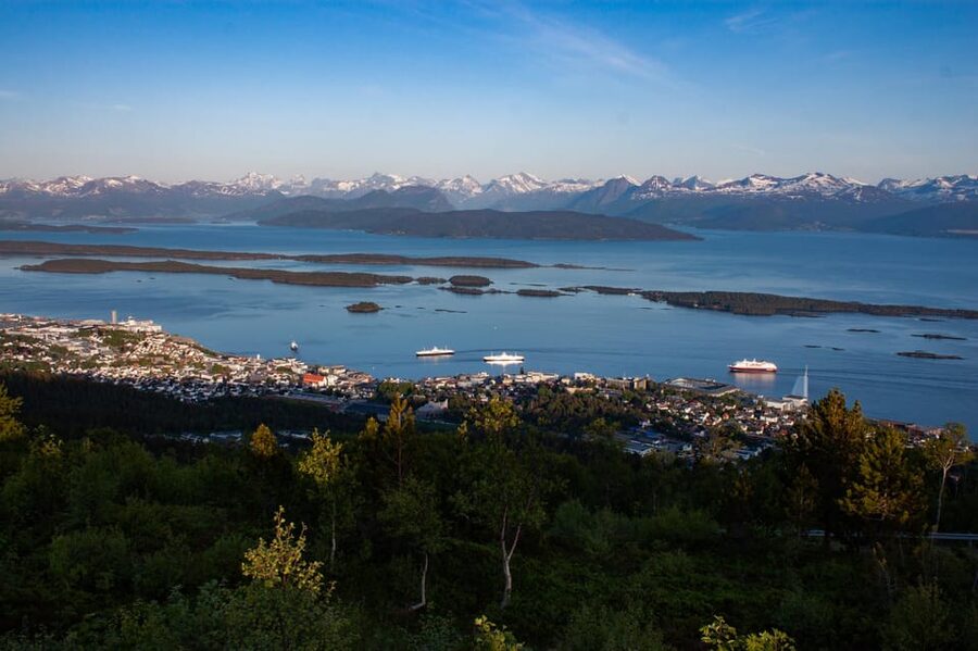 Molde - Get a feeling of the Atlantic Ocean - Farstadsanden Beach dunes and the guided coastal walk
