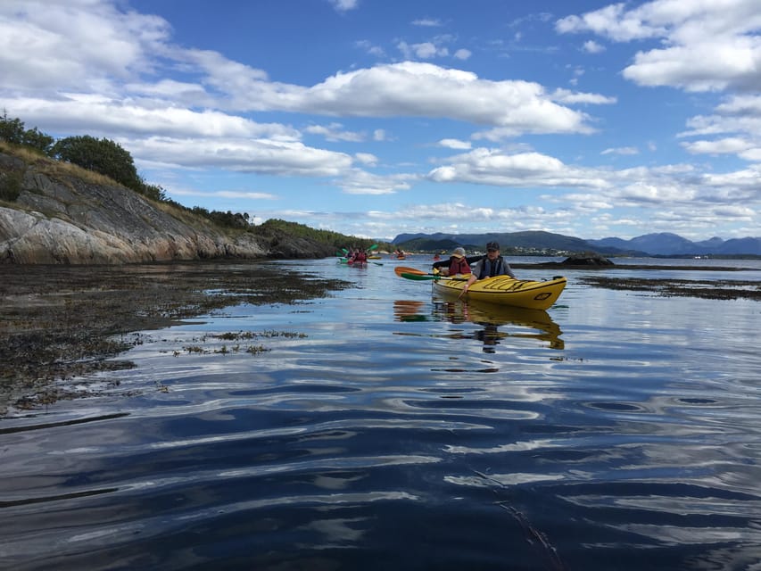 Molde - Guided kayak tour - Gear that actually matters in a Norwegian fjord