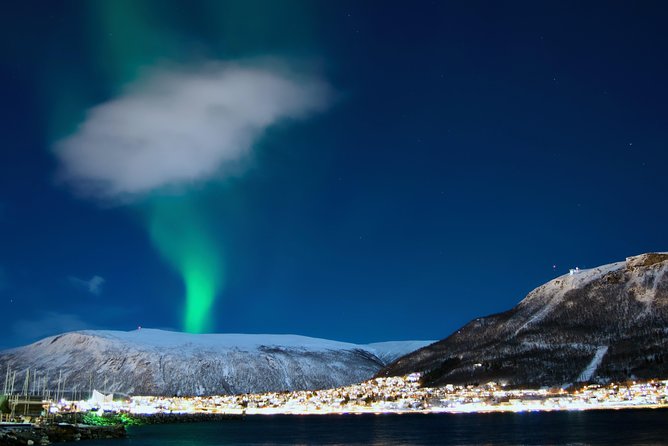 Northern lights cable car excursion - Tromsø evenings start with a 7:00 pm plan