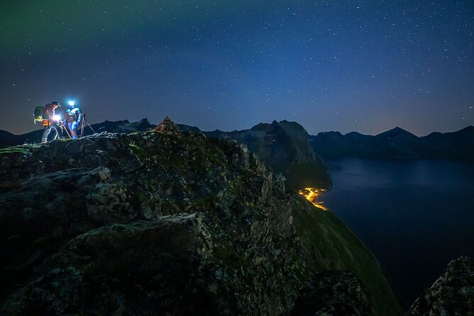 Northern Lights Expedition Tromsø - 6 people - Arctic Photo Guide - The 4x4 Land Cruiser Ride: Comfort, Space, and Why It Matters