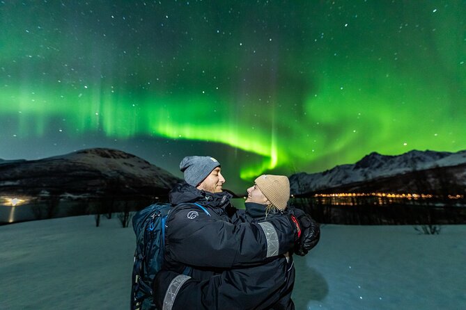 Northern Lights Minibus with Photos Dinner Warm suits - What makes this tour feel well run