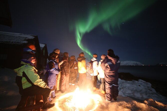 Northern lights photography tour - Warm Drinks, Snacks, and Snow Suit Rental: Comfort Is Part of the System