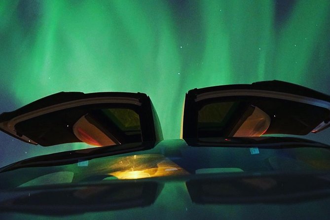 Northern lights - TeslaX Ecofriendly Car - First stop strategy: clearing clouds beats “perfect timing”