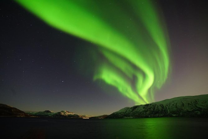 Northern lights - TeslaX Ecofriendly Car - Your 7:00 pm start and how the 3-hour night is paced