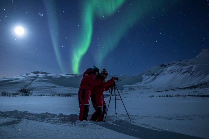 Northern Lights Tour from Tromsø - When conditions are cloudy: Expect to move, possibly toward Finland