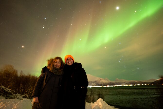 Northern Lights Tour with Local Guide and Photos - Timing, restroom breaks, and the return to Tromsø