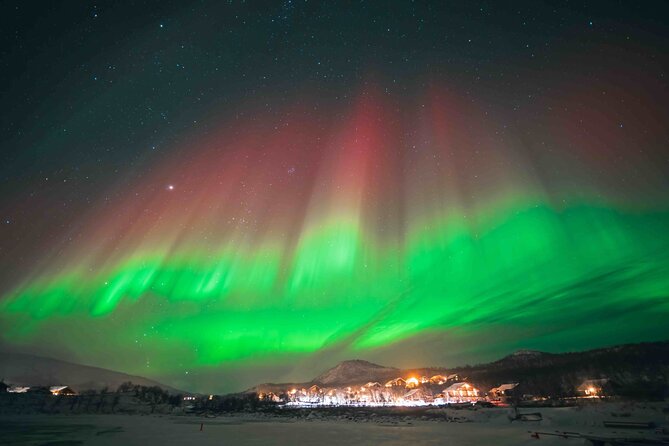 Northern Lights Tour with small group of 8 people - Small Group of 8: More Attention, Less Hype