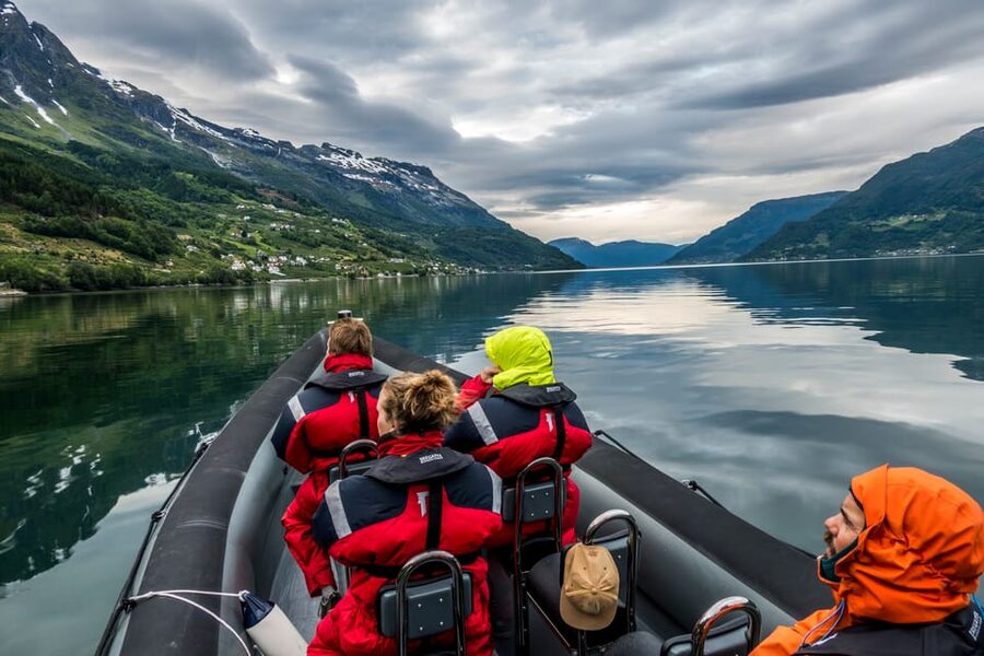 Odda: RIB Boat Tour on the Hardangerfjord - The Guide’s Stories, Small Group Energy, and What Makes It Work