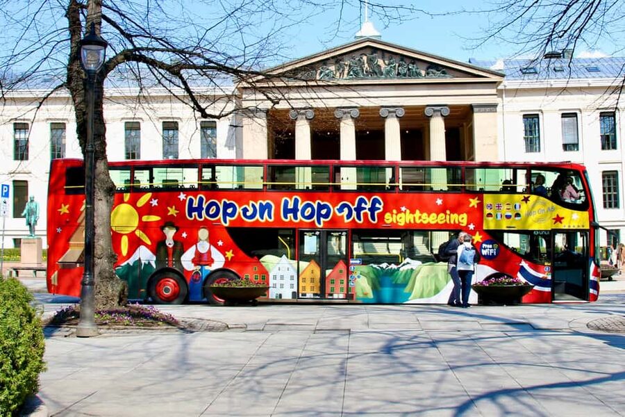 Oslo: 24 or 48-Hour Hop-On Hop-Off Sightseeing Bus GrayLine - Key things that make this bus pass work in Oslo