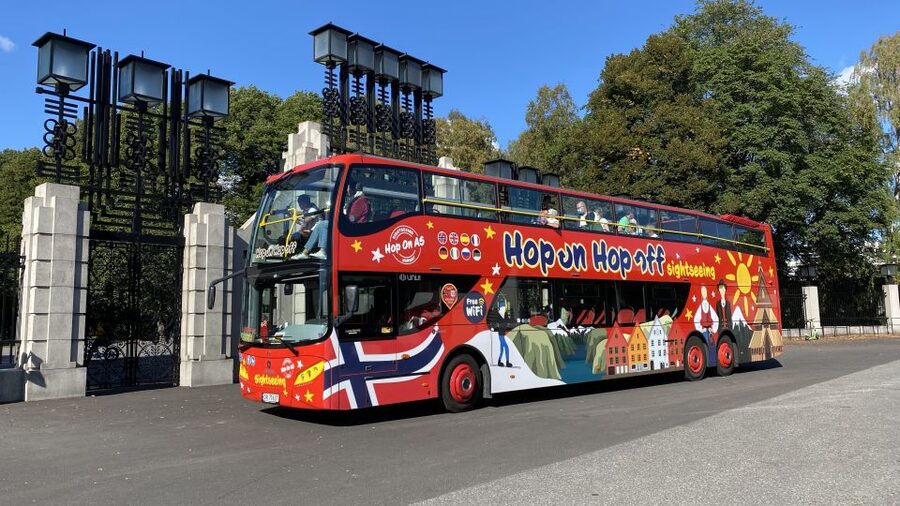 Oslo: 24 or 48-Hour Hop-On Hop-Off Sightseeing Bus GrayLine - What the hop-on hop-off setup actually gives you (besides convenience)