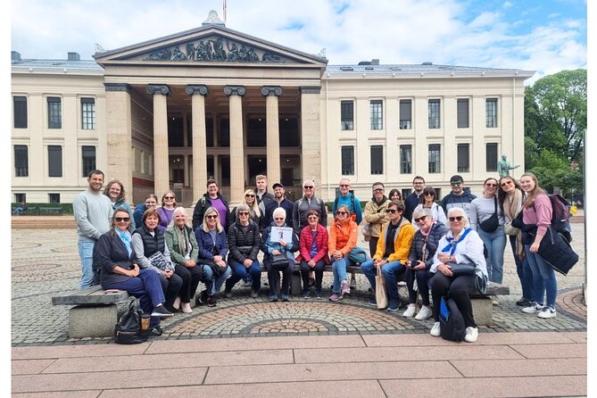 Oslo City Walking Tour with Local Guide - Stop 4: Christiania Square and Christian IV’s Glove